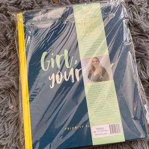 New Rachel Hollis Priority Planner